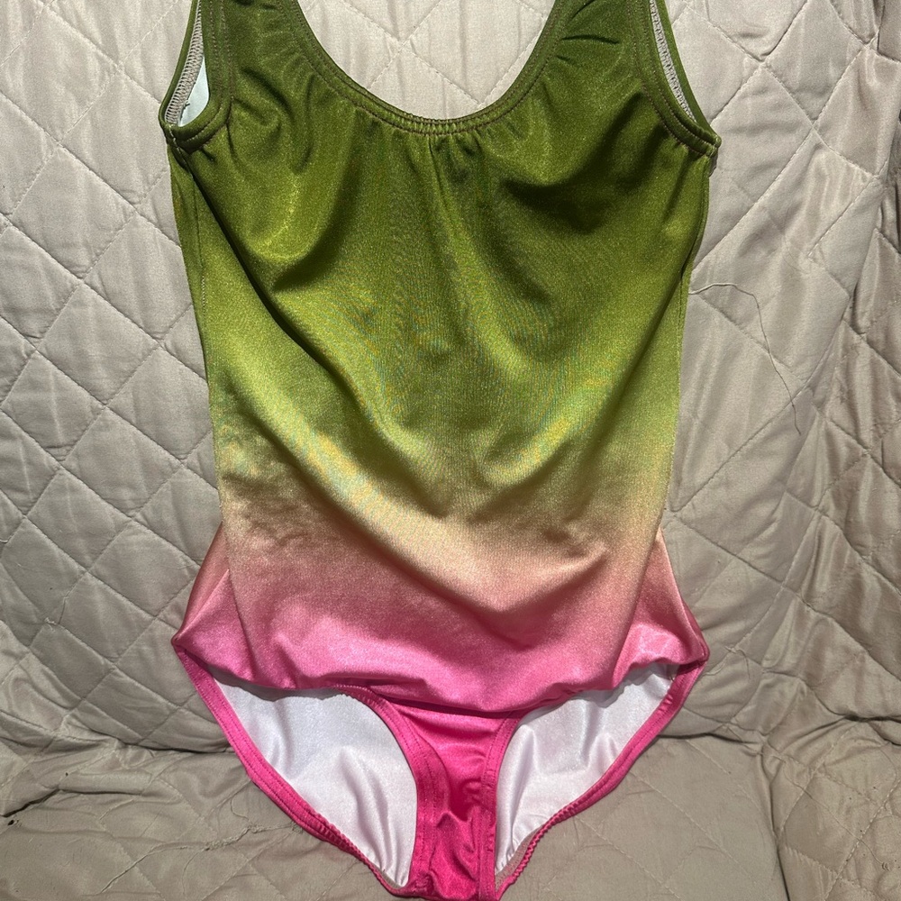 AM Leo Ombré Green and Pink